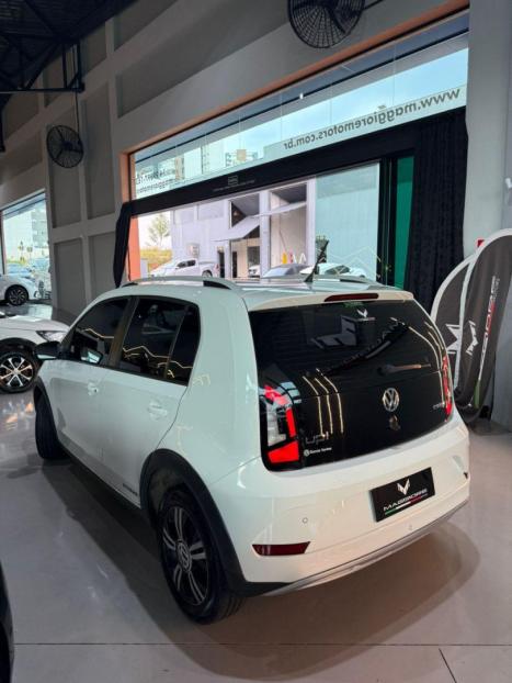 VOLKSWAGEN UP 1.0 4P FLEX 170 TSI XTREME, Foto 7 VOLKSWAGEN UP 1.0 4P FLEX 170 TSI XTREME, Foto 7