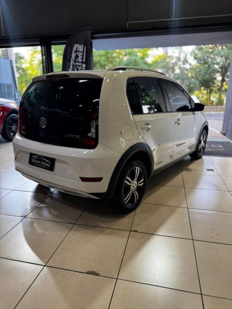 VOLKSWAGEN UP 1.0 4P FLEX 170 TSI XTREME, Foto 4