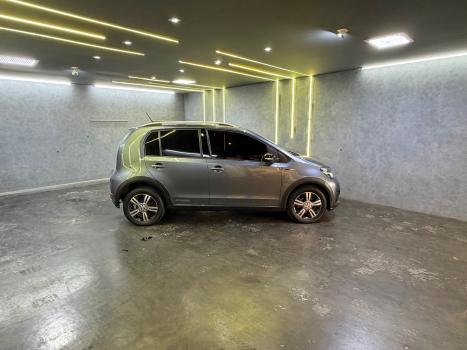 VOLKSWAGEN UP 1.0 4P FLEX 170 TSI XTREME, Foto 5