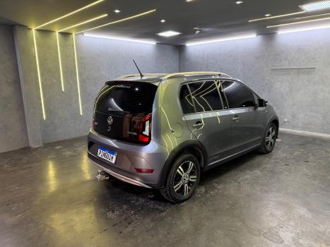 VOLKSWAGEN UP 1.0 4P FLEX 170 TSI XTREME, Foto 7