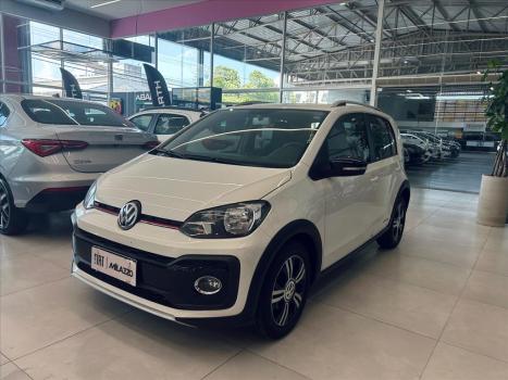 VOLKSWAGEN UP 1.0 4P FLEX 170 TSI XTREME, Foto 3
