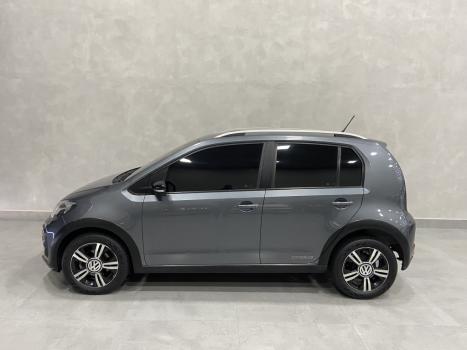 VOLKSWAGEN UP 1.0 4P FLEX 170 TSI XTREME, Foto 3