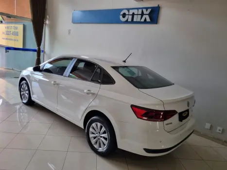 VOLKSWAGEN Virtus 1.6 4P MSI FLEX AUTOMTICO, Foto 2