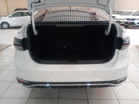 VOLKSWAGEN Virtus 1.0 4P 200 TSI FLEX HIGHLINE AUTOMTICO, Foto 15