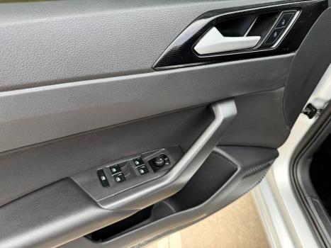 VOLKSWAGEN Virtus 1.0 4P 200 TSI FLEX COMFORTLINE AUTOMTICO, Foto 16