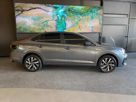 VOLKSWAGEN Virtus 1.0 4P 200 TSI FLEX HIGHLINE AUTOMTICO, Foto 4