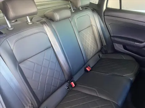 VOLKSWAGEN Virtus 1.4 4P 250 TSI EXCLUSIVE AUTOMTICO, Foto 16
