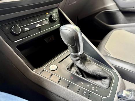 VOLKSWAGEN Virtus 1.0 4P 200 TSI FLEX HIGHLINE AUTOM�TICO, Foto 14