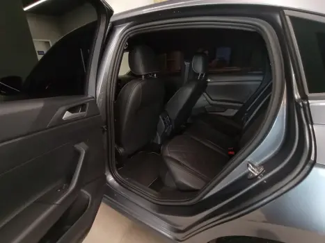 VOLKSWAGEN Virtus 1.4 4P 250 TSI EXCLUSIVE AUTOMTICO, Foto 9