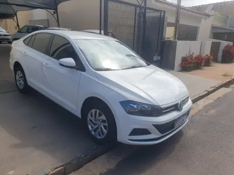 VOLKSWAGEN Virtus 1.6 4P MSI FLEX AUTOM�TICO, Foto 3