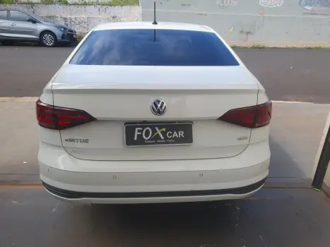 VOLKSWAGEN Virtus 1.6 4P MSI FLEX AUTOM�TICO, Foto 8
