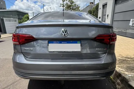 VOLKSWAGEN Virtus 1.0 4P 200 TSI FLEX COMFORTLINE AUTOM�TICO, Foto 4