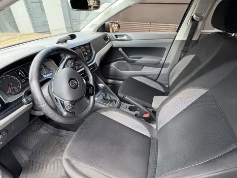 VOLKSWAGEN Virtus 1.0 4P 200 TSI FLEX COMFORTLINE AUTOM�TICO, Foto 8