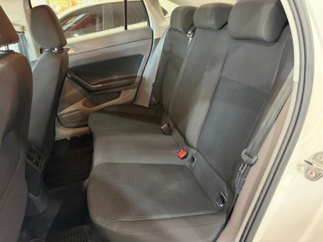 VOLKSWAGEN Virtus 1.0 4P 200 TSI FLEX COMFORTLINE AUTOM�TICO, Foto 10