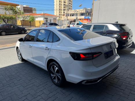 VOLKSWAGEN Virtus 1.0 4P 200 TSI FLEX COMFORTLINE AUTOM�TICO, Foto 4