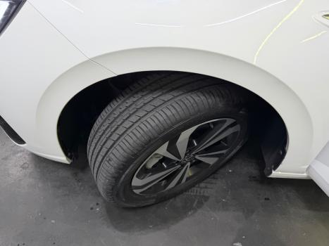 VOLKSWAGEN Virtus 1.0 4P 200 TSI FLEX COMFORTLINE AUTOM�TICO, Foto 12