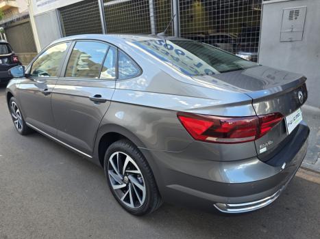 VOLKSWAGEN Virtus 1.0 4P 200 TSI FLEX HIGHLINE AUTOM�TICO, Foto 3