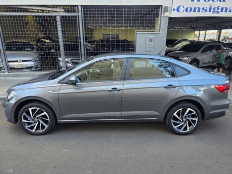 VOLKSWAGEN Virtus 1.0 4P 200 TSI FLEX HIGHLINE AUTOM�TICO, Foto 2