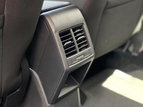 VOLKSWAGEN Virtus 1.0 4P 200 TSI FLEX COMFORTLINE AUTOM�TICO, Foto 12