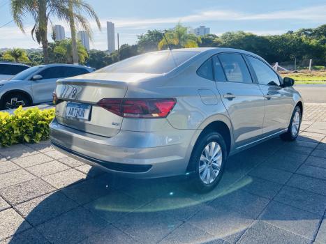 VOLKSWAGEN Virtus 1.6 4P MSI FLEX AUTOM�TICO, Foto 9