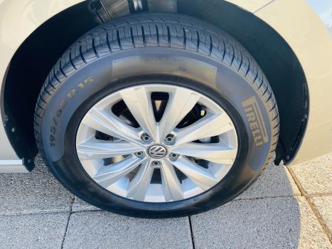 VOLKSWAGEN Virtus 1.6 4P MSI FLEX AUTOM�TICO, Foto 15