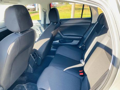 VOLKSWAGEN Virtus 1.6 4P MSI FLEX AUTOM�TICO, Foto 10