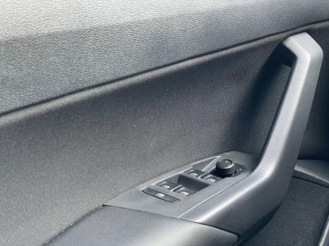 VOLKSWAGEN Virtus 1.0 4P 200 TSI FLEX COMFORTLINE AUTOM�TICO, Foto 8