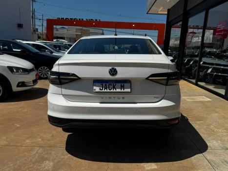 VOLKSWAGEN Virtus 1.0 4P 170 TSI, Foto 5