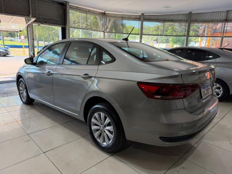 VOLKSWAGEN Virtus 1.0 4P 200 TSI FLEX COMFORTLINE AUTOM�TICO, Foto 6