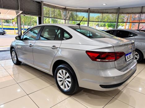 VOLKSWAGEN Virtus 1.0 4P 200 TSI FLEX COMFORTLINE AUTOMÁTICO, Foto 9
