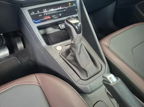 VOLKSWAGEN Virtus 1.0 4P 200 TSI FLEX HIGHLINE AUTOM�TICO, Foto 12