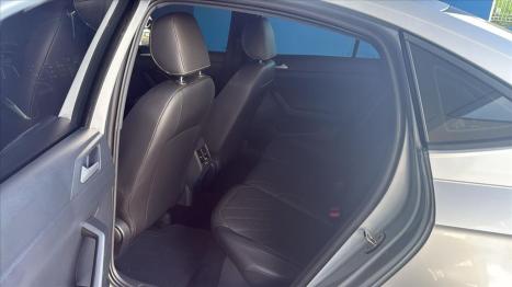 VOLKSWAGEN Virtus 1.4 4P 250 TSI EXCLUSIVE AUTOM�TICO, Foto 12