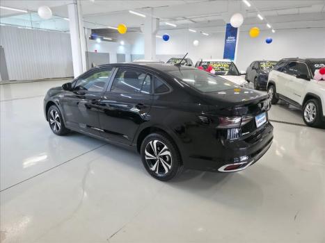 VOLKSWAGEN Virtus 1.0 4P 200 TSI FLEX COMFORTLINE AUTOM�TICO, Foto 4