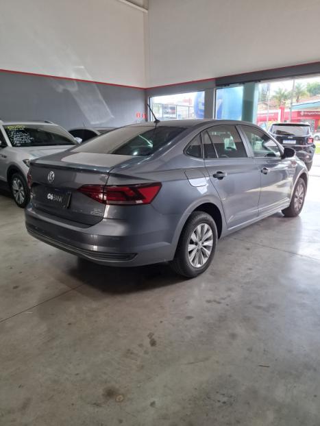 VOLKSWAGEN Virtus 1.6 4P MSI FLEX AUTOM�TICO, Foto 4