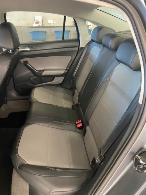 VOLKSWAGEN Virtus 1.0 4P 200 TSI FLEX HIGHLINE AUTOM�TICO, Foto 9