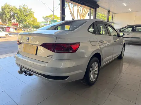 VOLKSWAGEN Virtus 1.6 4P MSI FLEX AUTOM�TICO, Foto 7