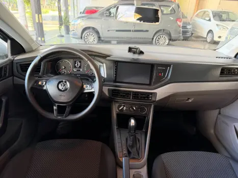 VOLKSWAGEN Virtus 1.6 4P MSI FLEX AUTOM�TICO, Foto 9