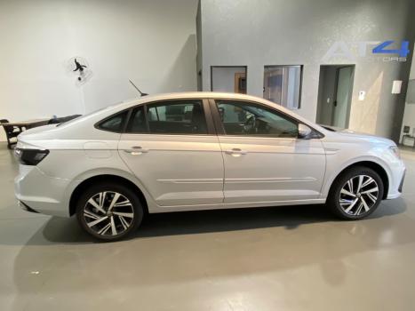 VOLKSWAGEN Virtus 1.0 4P 200 TSI FLEX HIGHLINE AUTOM�TICO, Foto 3