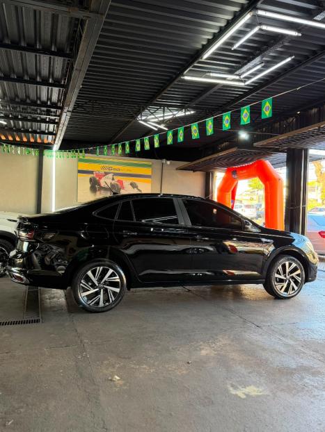 VOLKSWAGEN Virtus 1.0 4P 200 TSI FLEX HIGHLINE AUTOM�TICO, Foto 4