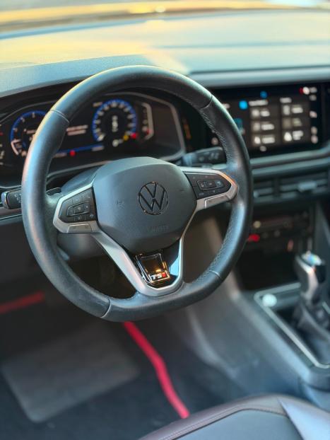 VOLKSWAGEN Virtus 1.0 4P 200 TSI FLEX HIGHLINE AUTOM�TICO, Foto 13