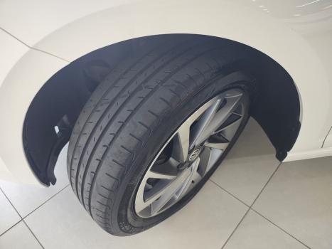 VOLKSWAGEN Virtus 1.0 4P 200 TSI FLEX HIGHLINE AUTOM�TICO, Foto 17