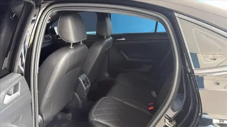 VOLKSWAGEN Virtus 1.4 4P 250 TSI EXCLUSIVE AUTOM�TICO, Foto 12