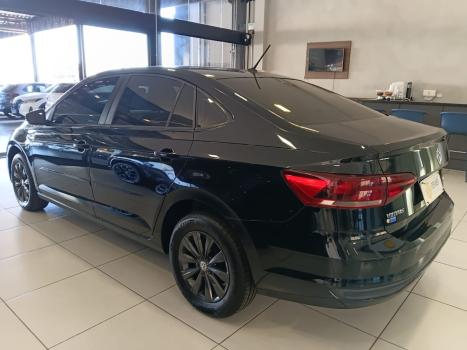 VOLKSWAGEN Virtus 1.6 4P MSI FLEX AUTOM�TICO, Foto 4