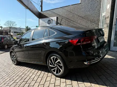 VOLKSWAGEN Virtus 1.0 4P 200 TSI FLEX HIGHLINE AUTOM�TICO, Foto 5