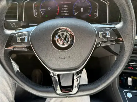 VOLKSWAGEN Virtus 1.0 4P 200 TSI FLEX HIGHLINE AUTOM�TICO, Foto 16