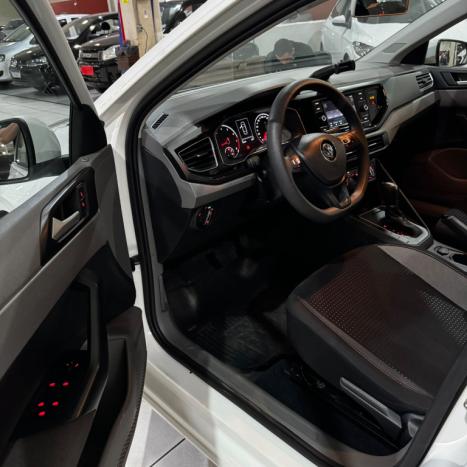 VOLKSWAGEN Virtus 1.0 4P 200 TSI FLEX COMFORTLINE AUTOM�TICO, Foto 8