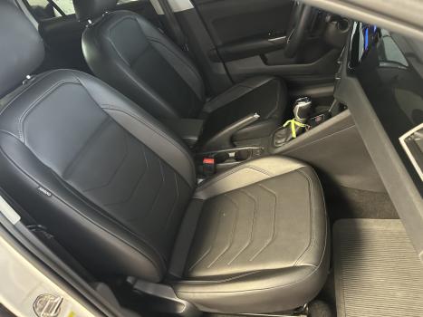 VOLKSWAGEN Virtus 1.0 4P 200 TSI FLEX COMFORTLINE AUTOM�TICO, Foto 8