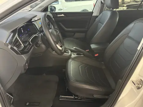 VOLKSWAGEN Virtus 1.0 4P 200 TSI FLEX COMFORTLINE AUTOM�TICO, Foto 9