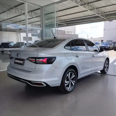 VOLKSWAGEN Virtus 1.0 4P 200 TSI FLEX COMFORTLINE AUTOMÁTICO, Foto 4