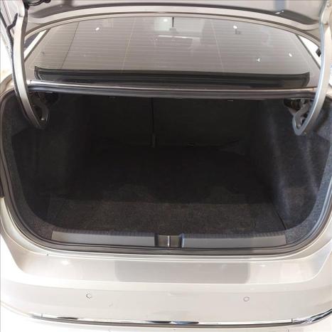 VOLKSWAGEN Virtus 1.0 4P 200 TSI FLEX HIGHLINE AUTOMÁTICO, Foto 16